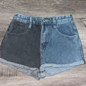 These are the pacsun 90s style Jean shorts!